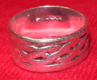 Ring with twisted wire